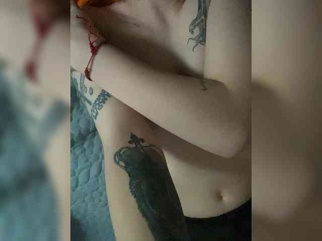 KARINA019 webcam