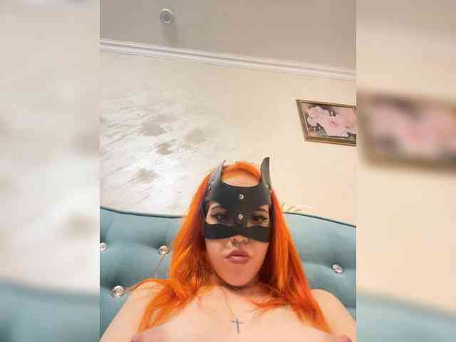 KARINA019 webcam