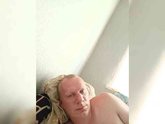 Homa91a Live Webcam on BongaCams