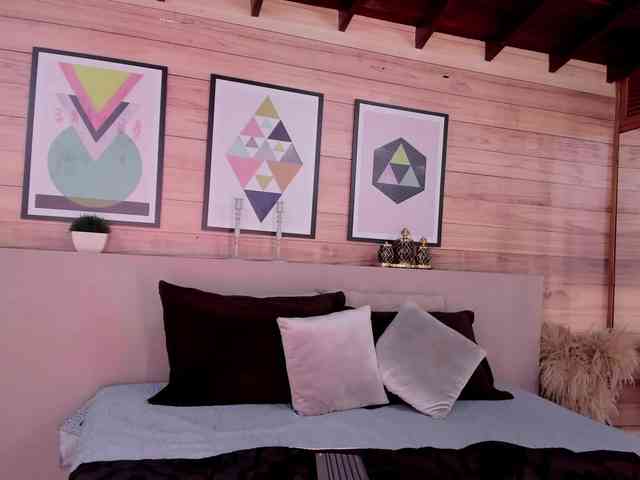 RoseEverhart webcam