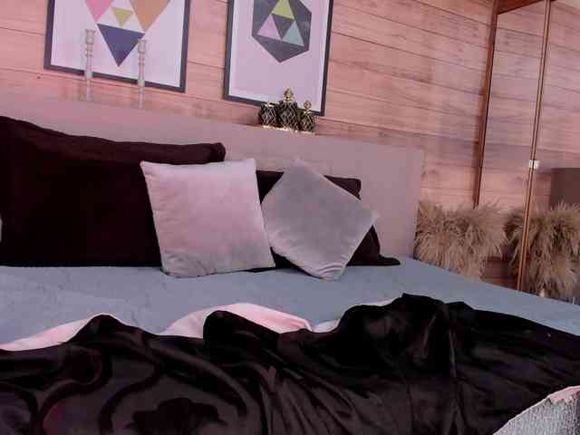 RoseEverhart webcam
