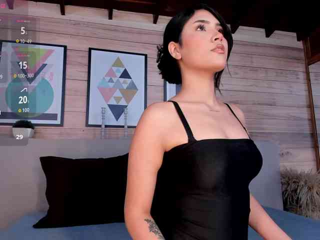 Modella: RoseEverhart