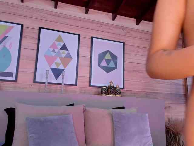 RoseEverhart webcam