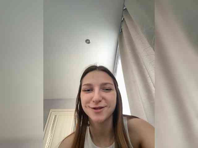 Sasha129900-1 webcam