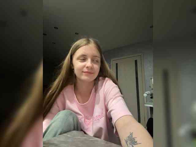 Sasha129900-1 webcam