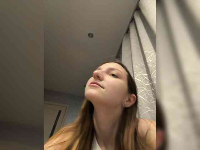 Sasha129900-1 webcam