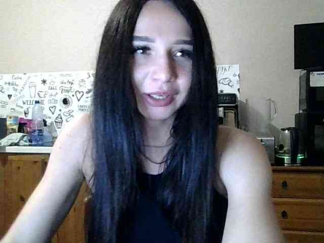 Kristina2313 webcam