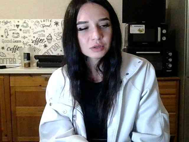 Kristina2313 webcam