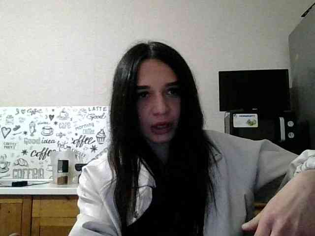 Kristina2313 webcam