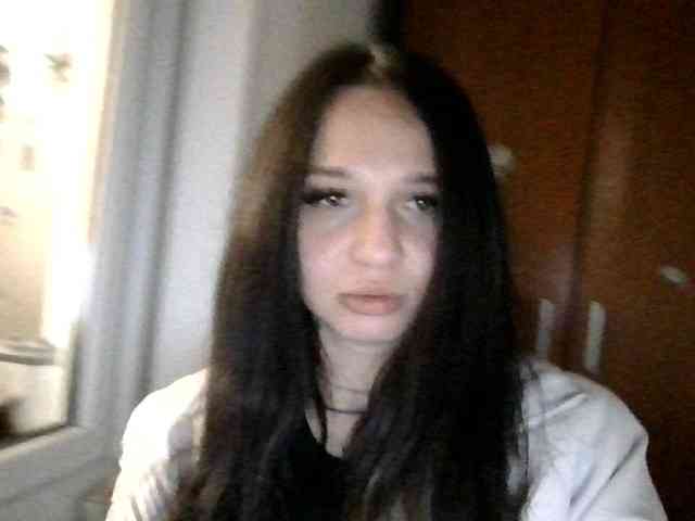 Kristina2313 webcam
