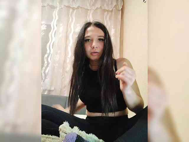Kristina2313 webcam