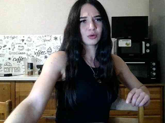 Kristina2313 webcam