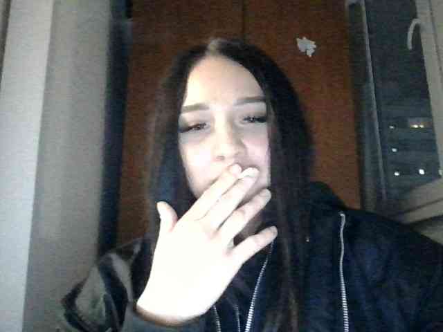 Kristina2313 webcam