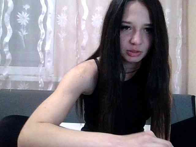 Kristina2313 webcam