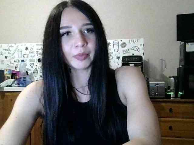 Kristina2313 webcam