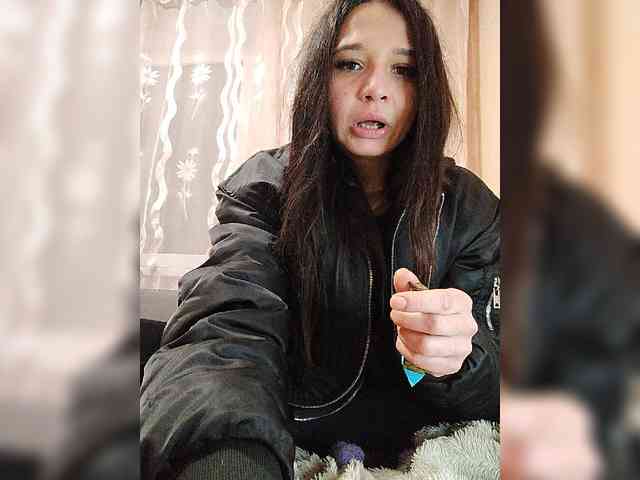 Kristina2313 webcam