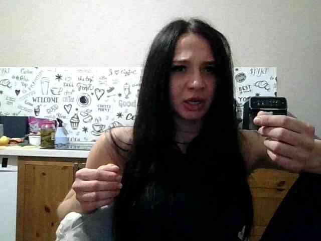 Kristina2313 webcam