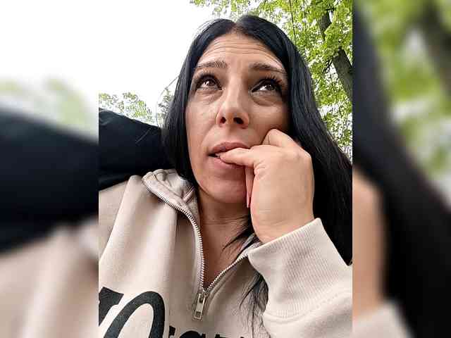 bestwoman Live Webcam on BongaCams
