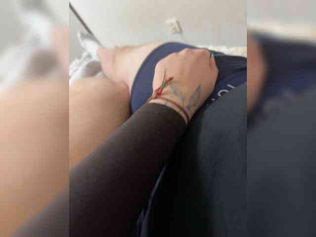HotCouple04a webcam