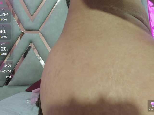 ivonne-valencia live cam on BongaCams