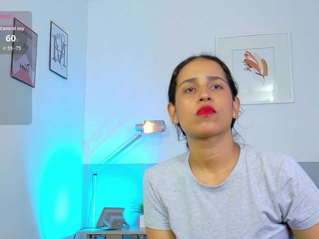 NaughtyMommyy live cam on BongaCams