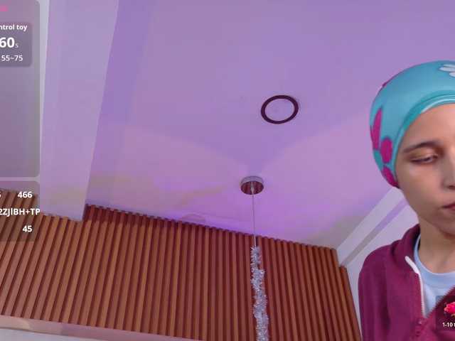 NaughtyMommyy live cam on BongaCams