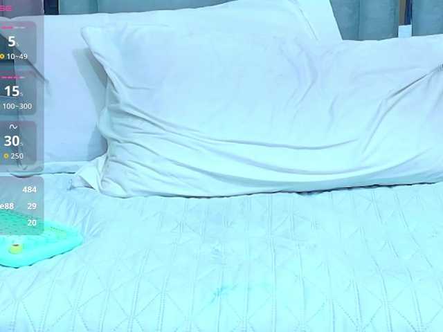 NaughtyMommyy live cam on BongaCams
