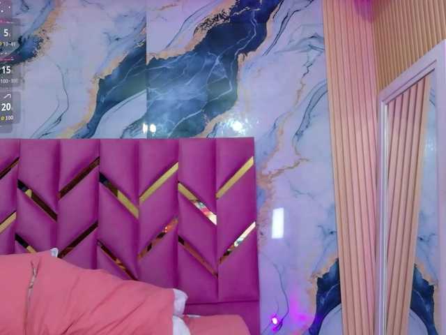 NaughtyMommyy live cam on BongaCams