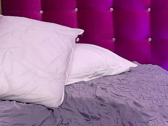 NaughtyMommyy live cam on BongaCams