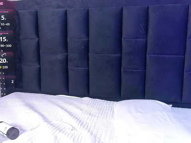 NaughtyMommyy live cam on BongaCams