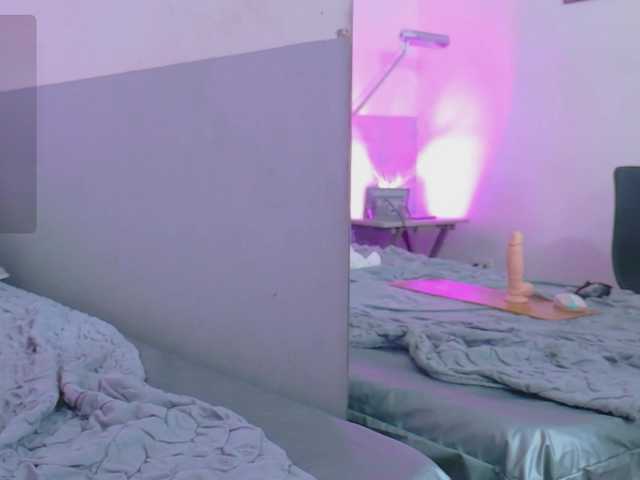 NaughtyMommyy live cam on BongaCams