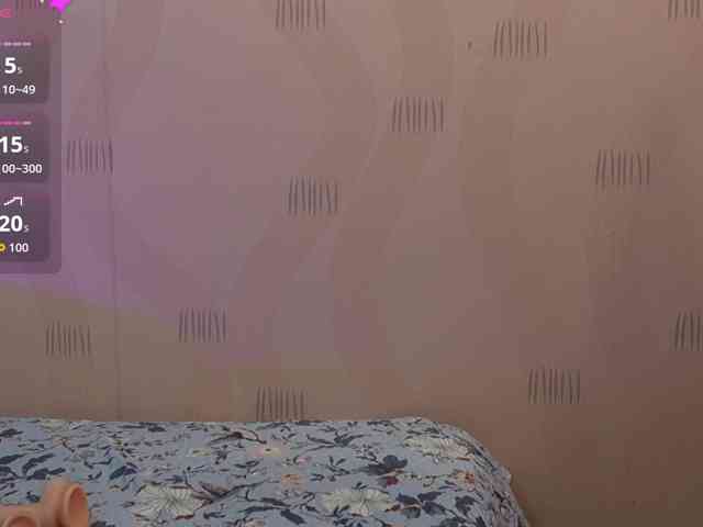 NaughtyMommyy webcam