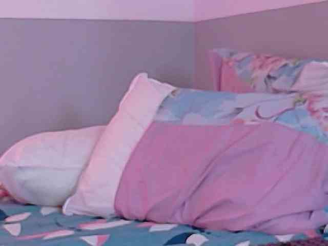 NaughtyMommyy webcam