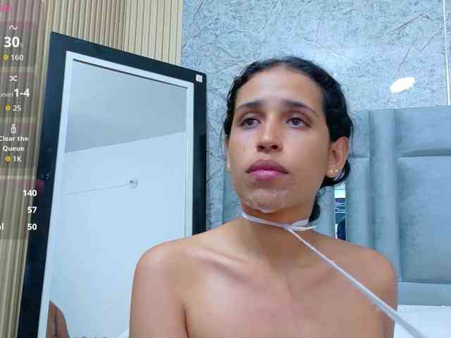 NaughtyMommyy webcam