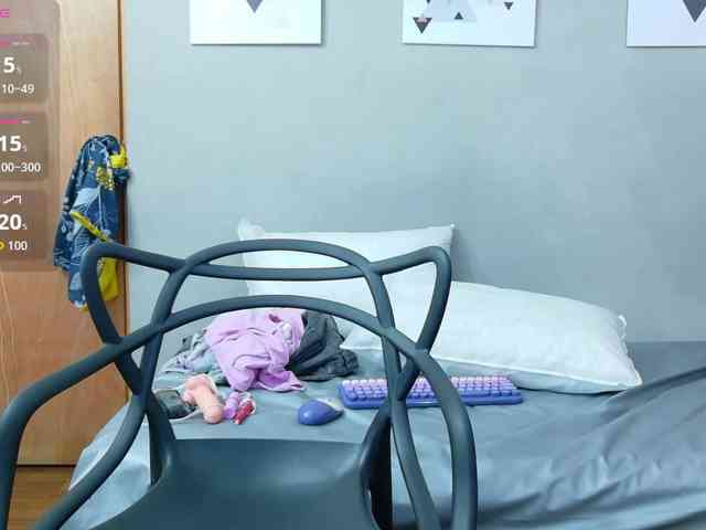 NaughtyMommyy webcam