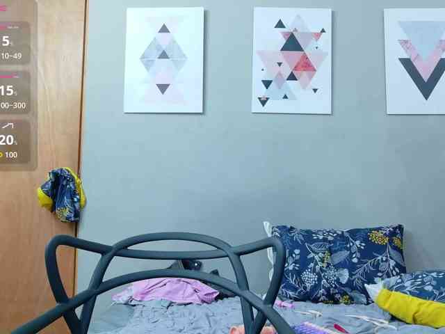 naughtymommyy's live room