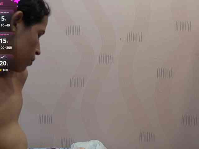 sexcam chat room NaughtyMommyy