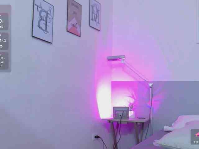 NaughtyMommyy webcam
