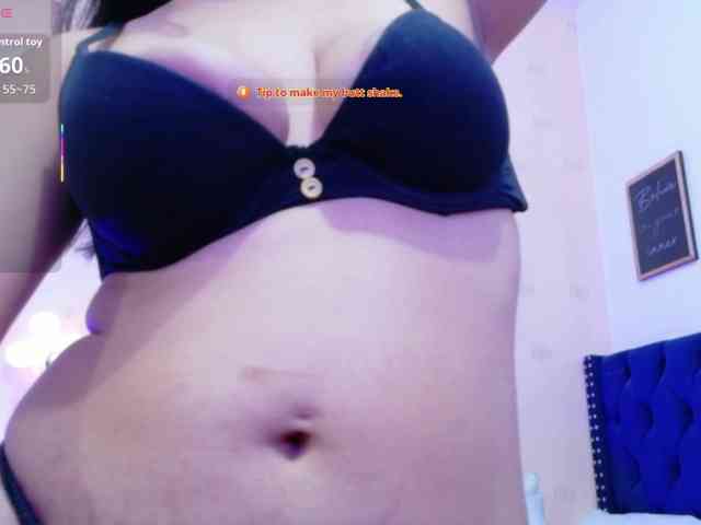 NaughtyMommyy webcam