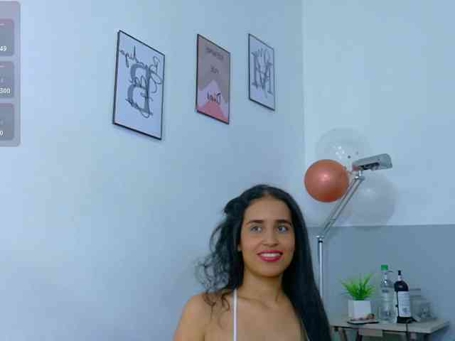 NaughtyMommyy webcam