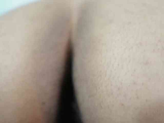 NaughtyMommyy webcam