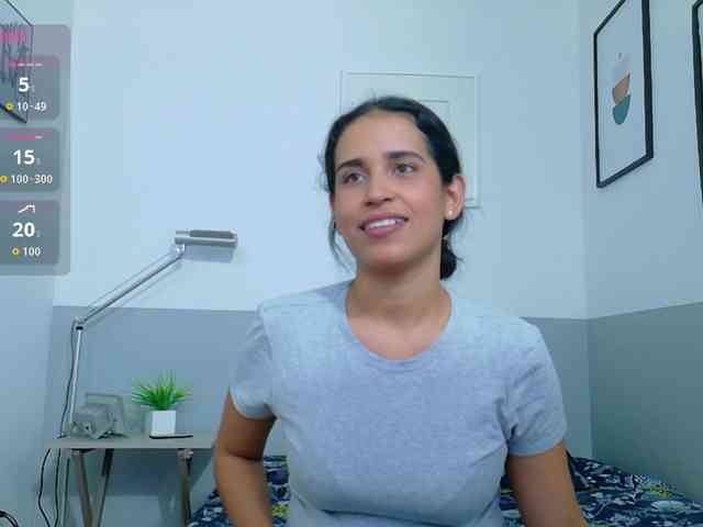 NaughtyMommyy Live Webcam on BongaCams