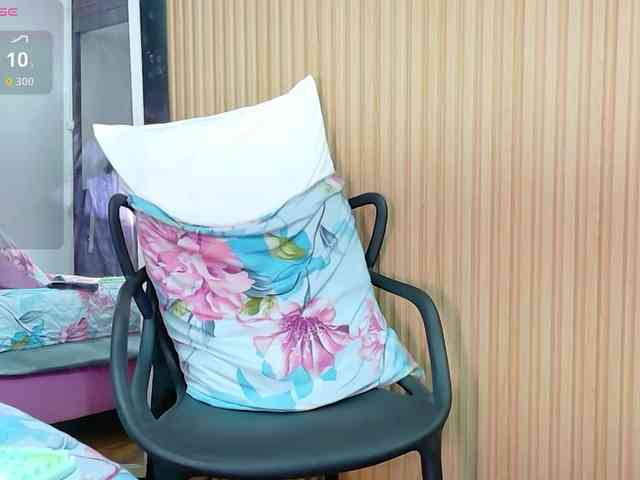 NaughtyMommyy webcam