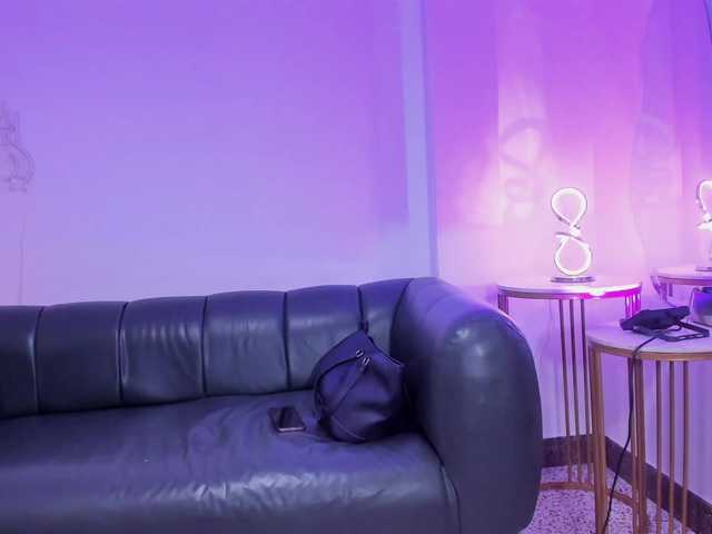 IsabellaBennet live cam on BongaCams