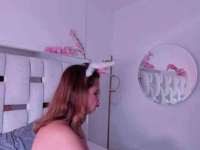 IsabellaBennet webcam