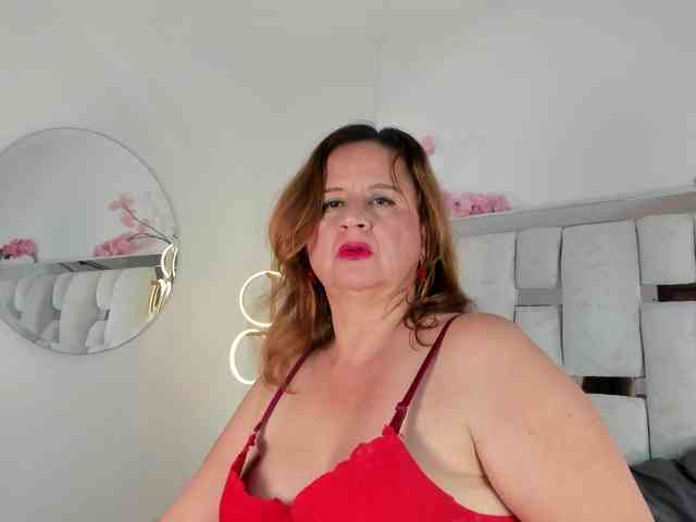 IsabellaBennet webcam