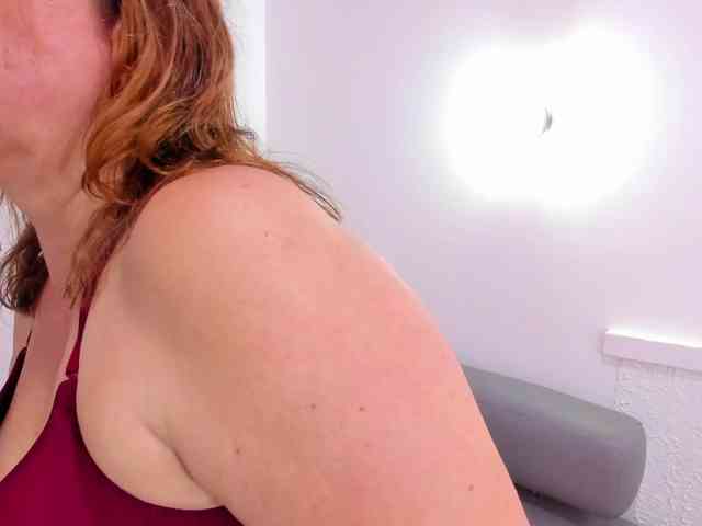 IsabellaBennet webcam