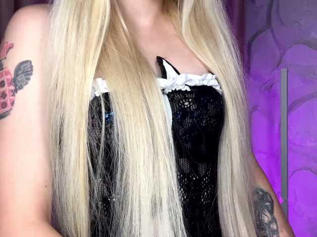 leilaelli live cam on BongaCams