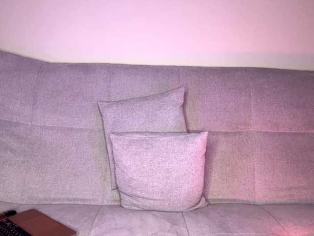 Profile and Statistics for leilaelli on BongaCams