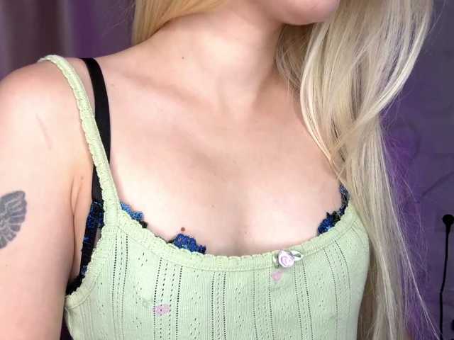 leilaelli live cam on BongaCams